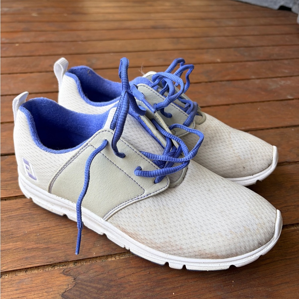 Men's Lightweight Casual Sneakers - White with Blue Accents